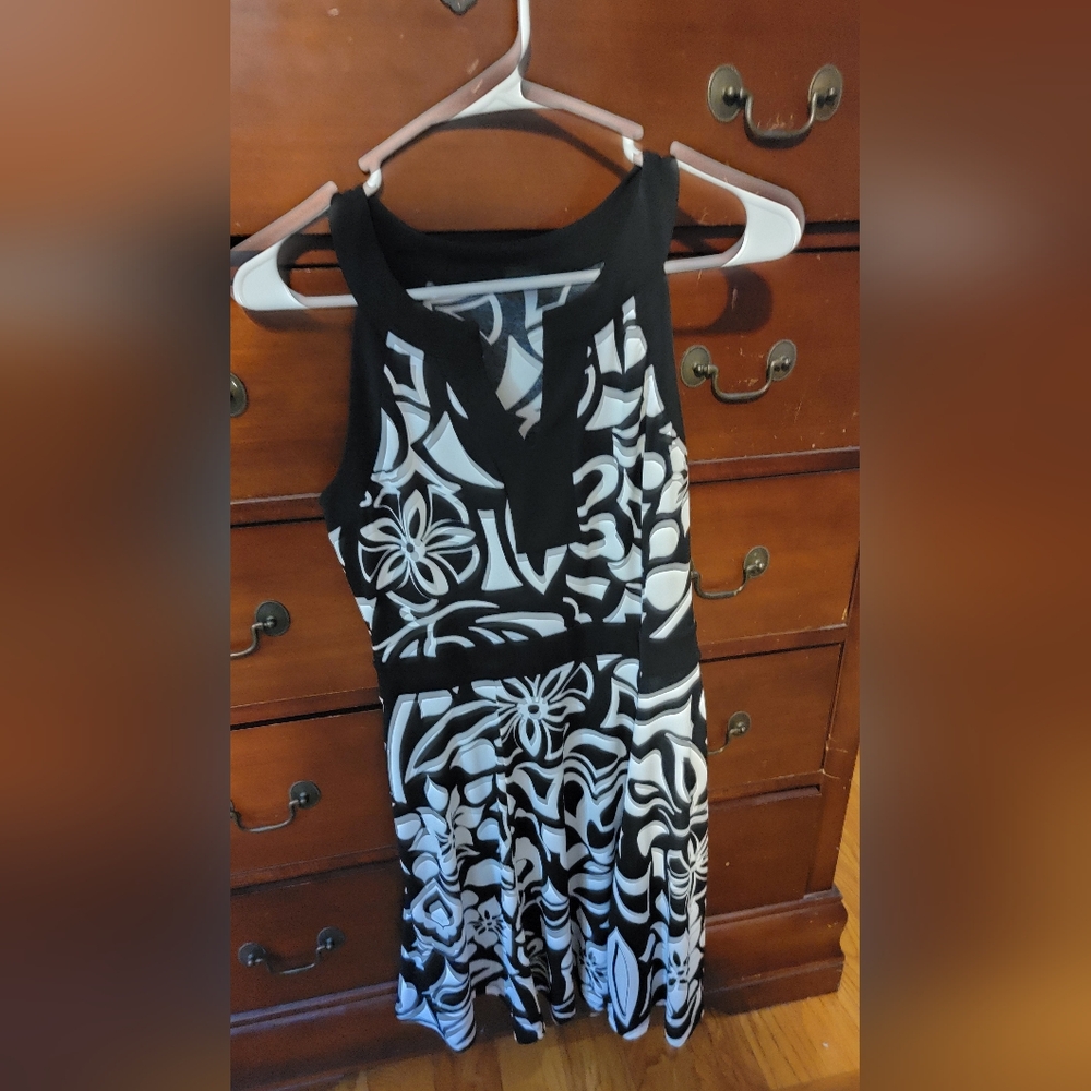 Black and White Enfocus Dress